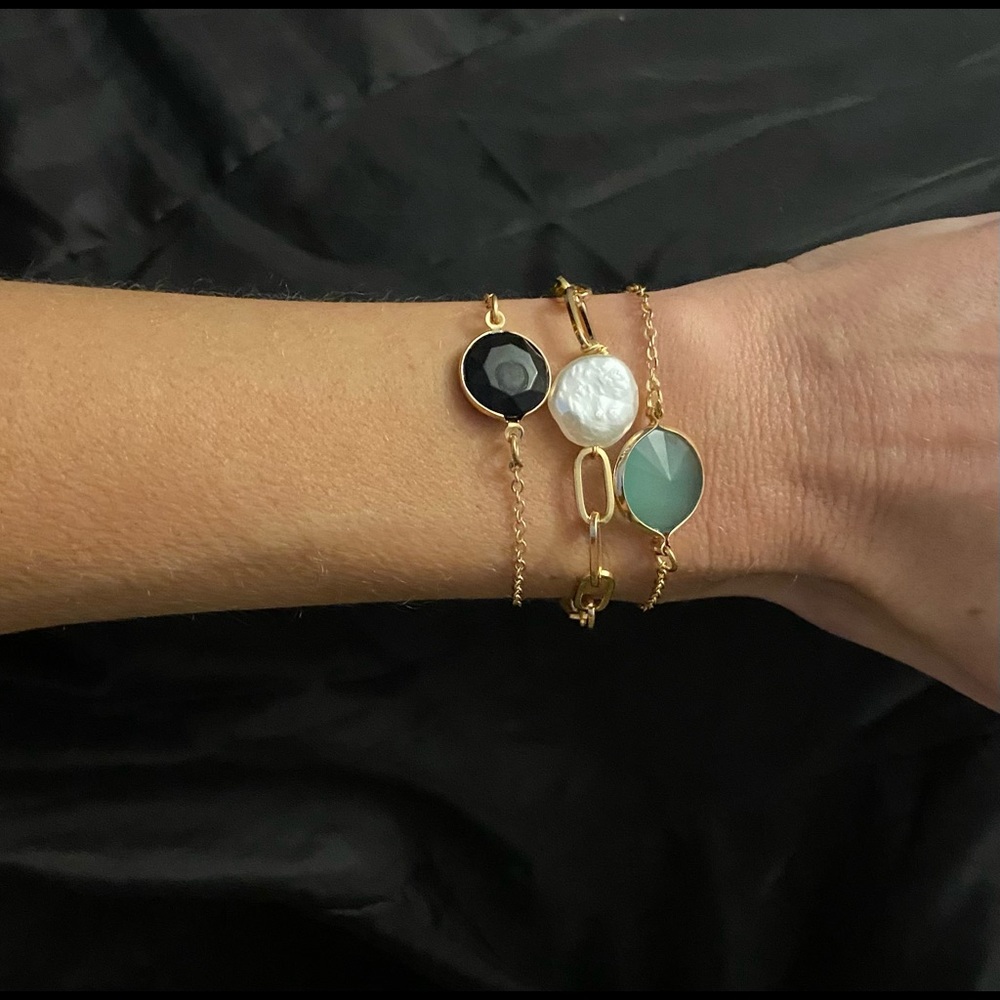 Last set! 3 piece gold bracelet set - Picture 3 of 6